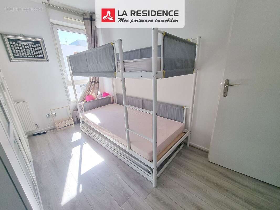 Appartement 67 m² à Stains  - photo 7