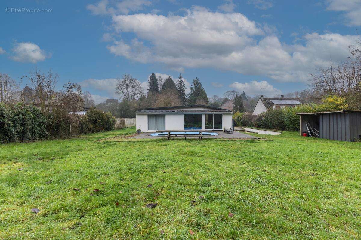 Maison à MORTEFONTAINE-EN-THELLE