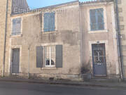 Maison à COULONGES-SUR-L'AUTIZE