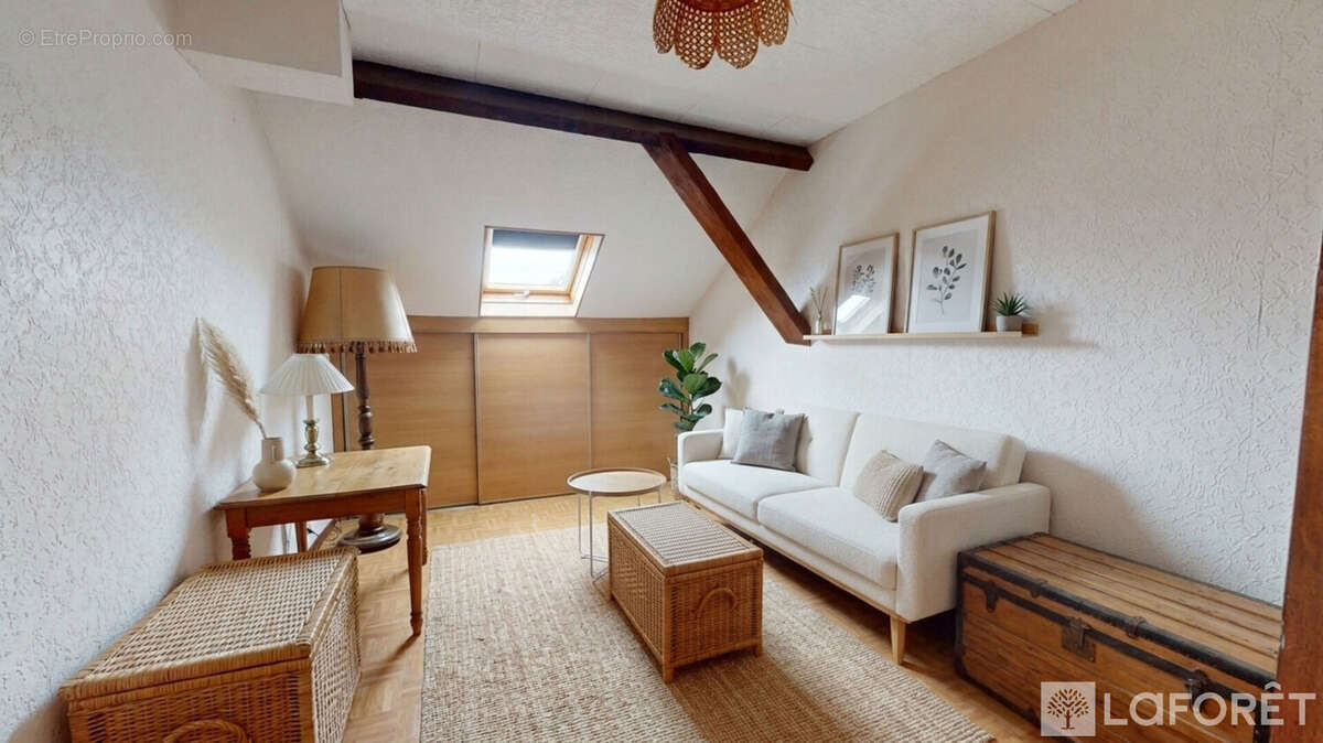 Maison à TINQUEUX