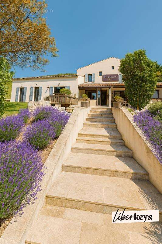 Maison à LA PALUD-SUR-VERDON