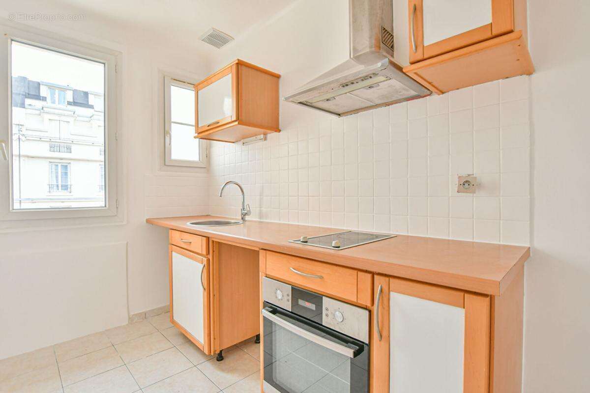 Appartement  Courbevoie 2 pièce(s) - photo 4
