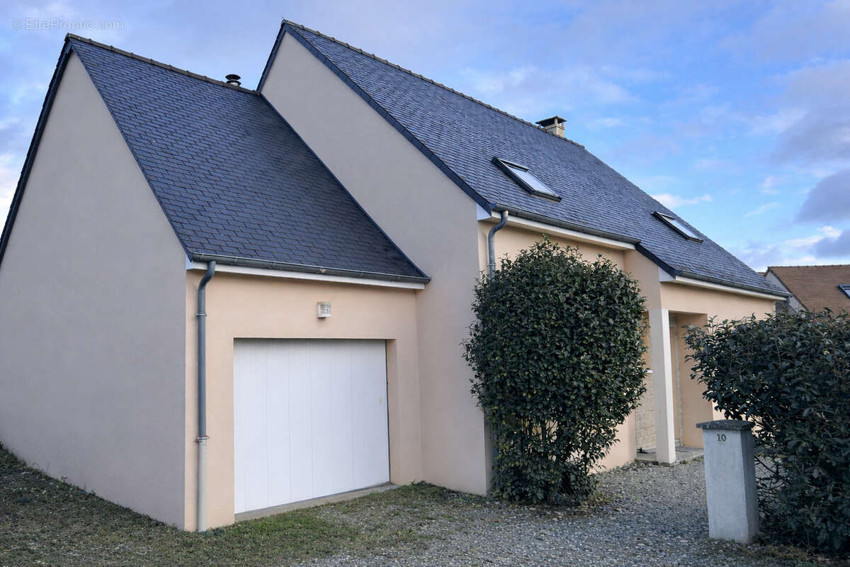 Maison à SARGE-LES-LE-MANS