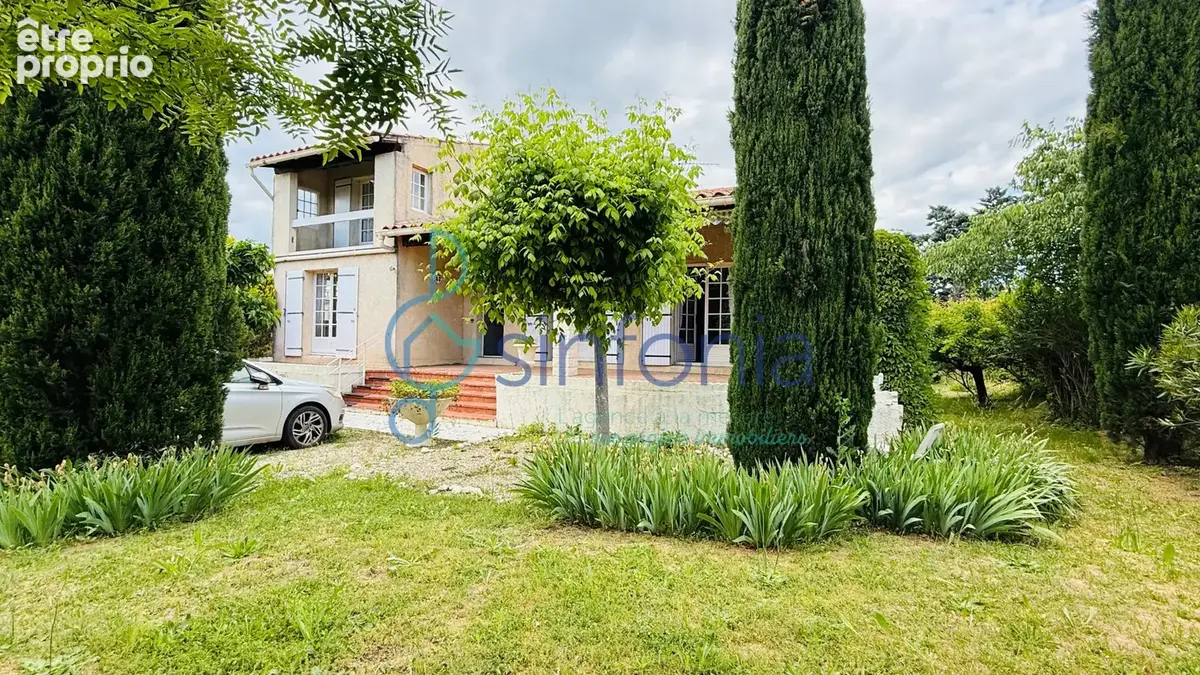 Maison à SAINTE-ANASTASIE