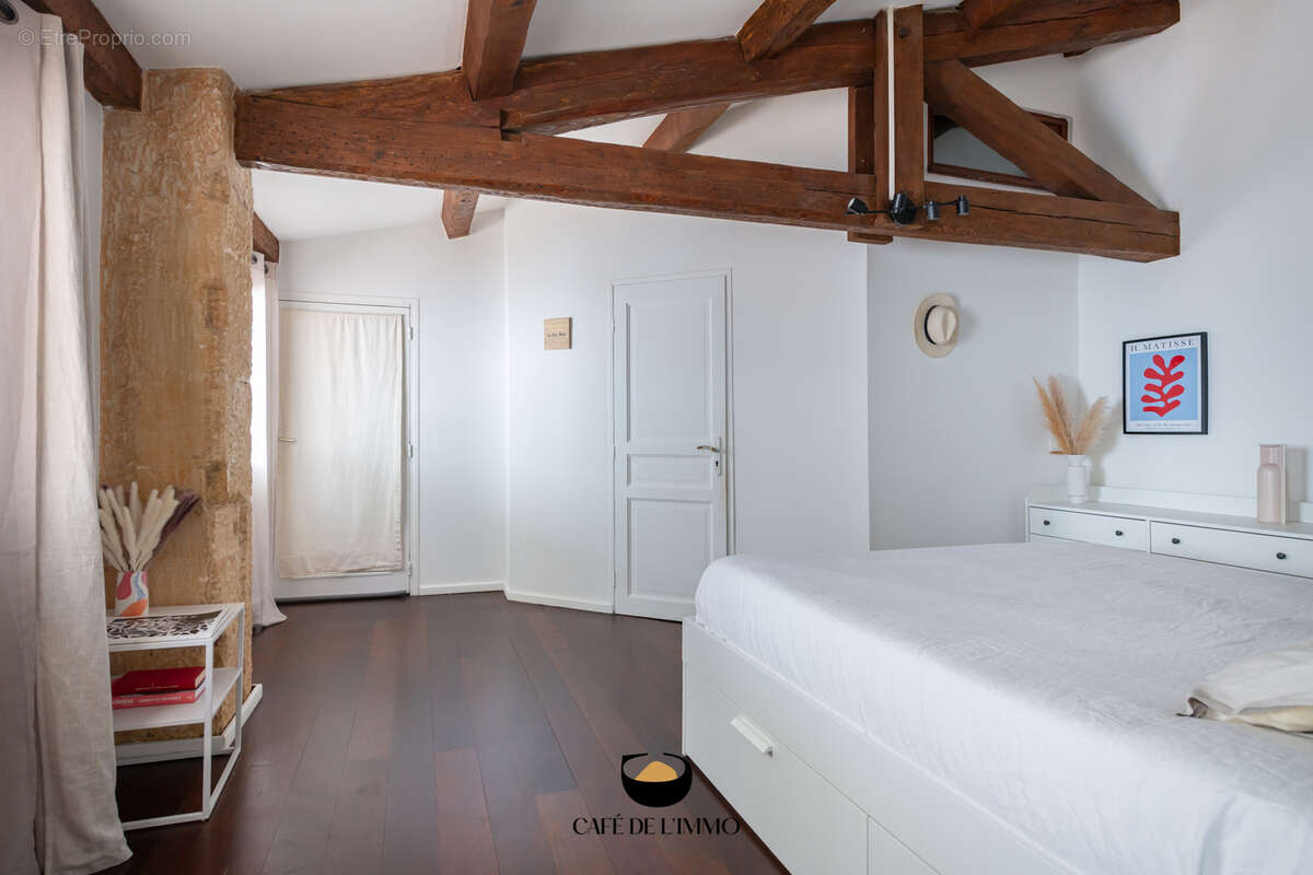 Appartement à MARSEILLE-6E