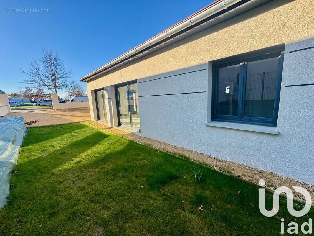 Photo 1 - Maison à HAUTERIVES