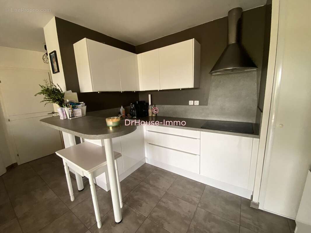 Appartement 42 m² à La Crau  - photo 5