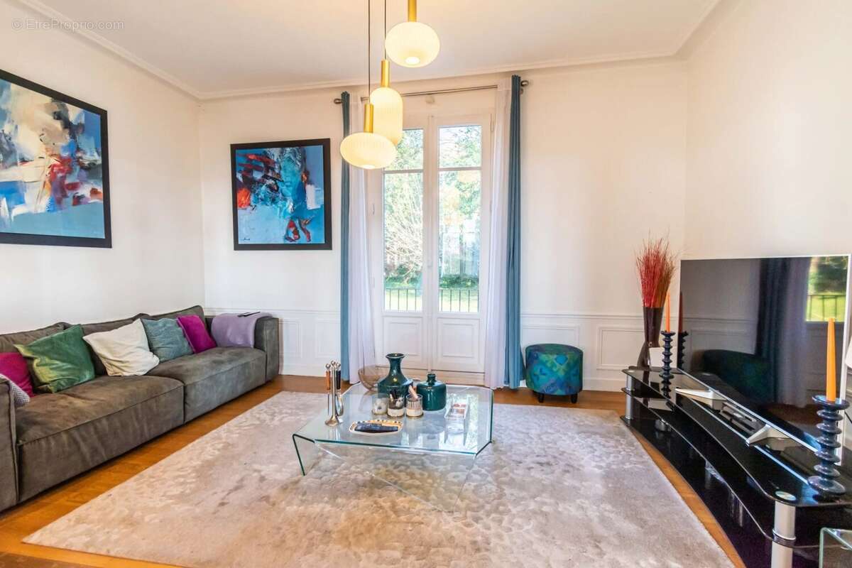 Maison à MONTMORENCY