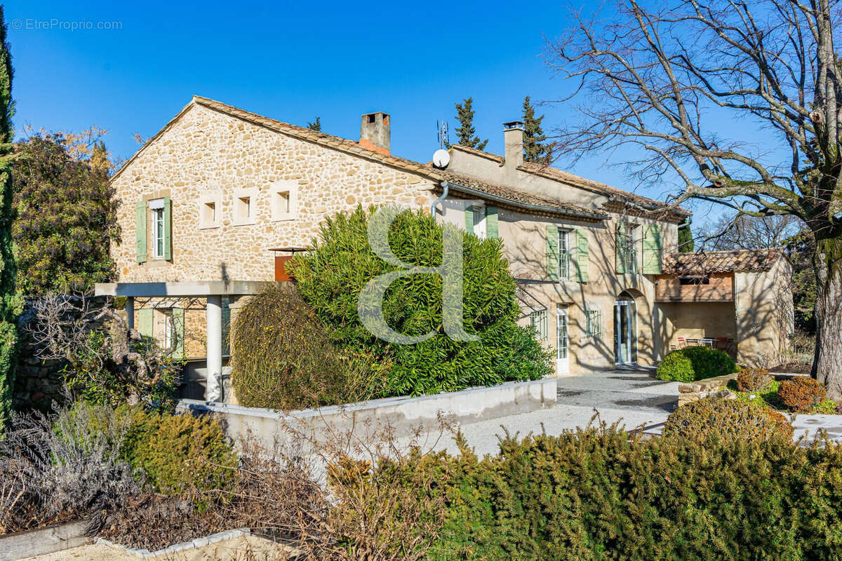 Maison à VAISON-LA-ROMAINE