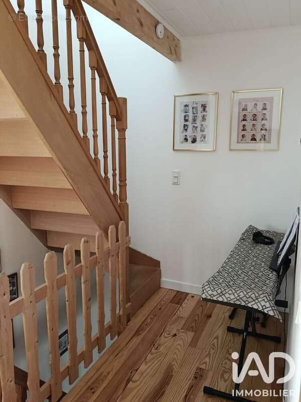 Maison 80 m² à Lezoux  - photo 4