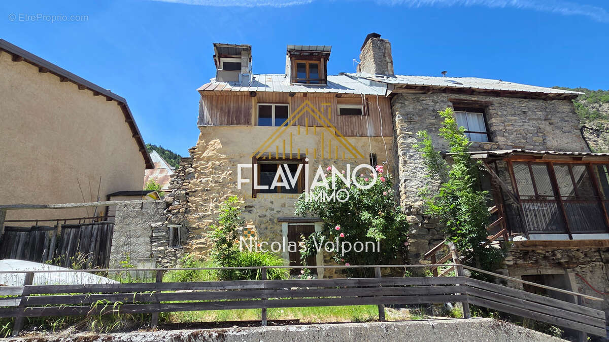 Maison à BARCELONNETTE