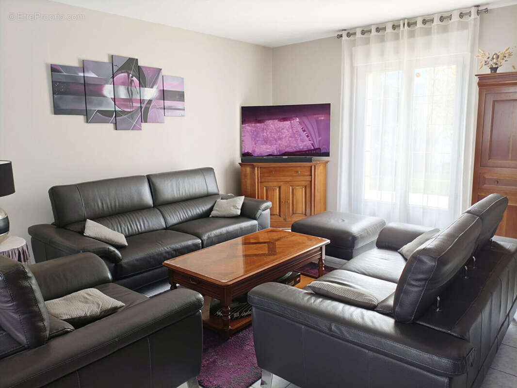 Maison à GRISY-SUISNES