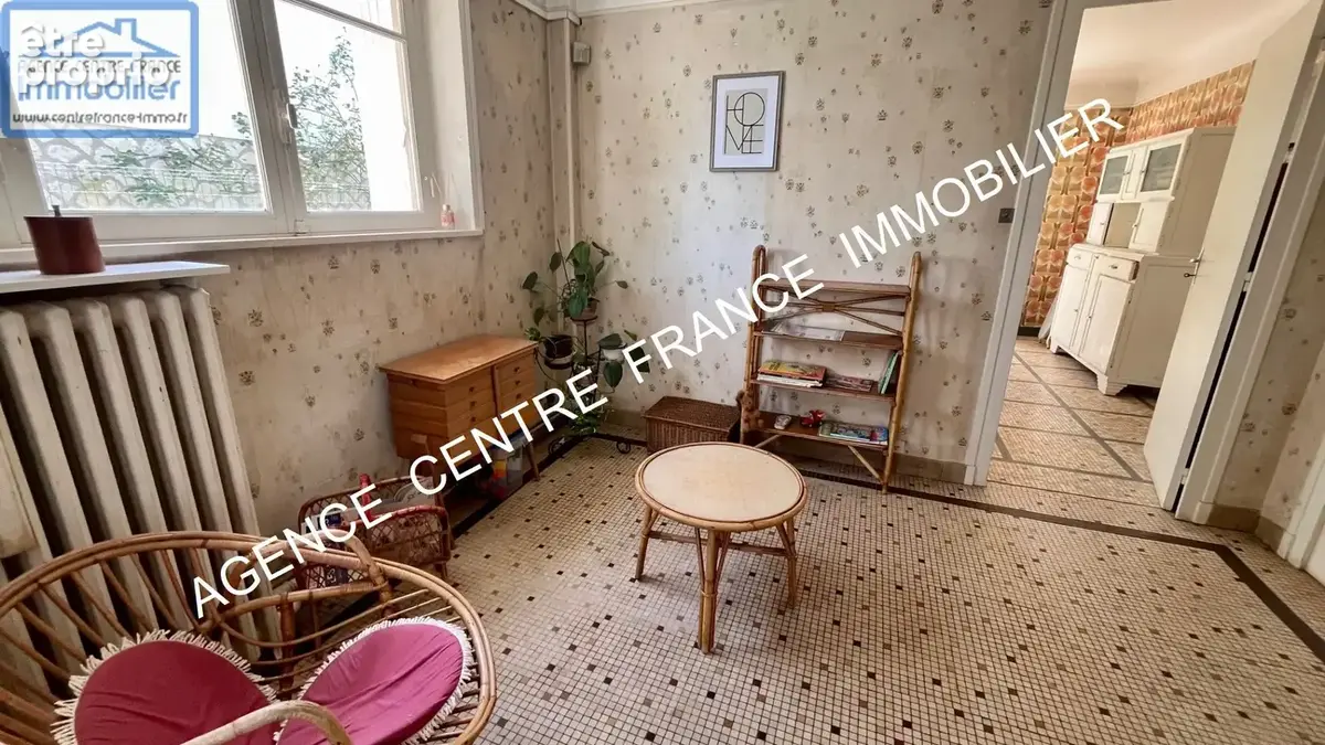 BOURGES. Maison 5 pièces dans secteur recherché - photo 11
