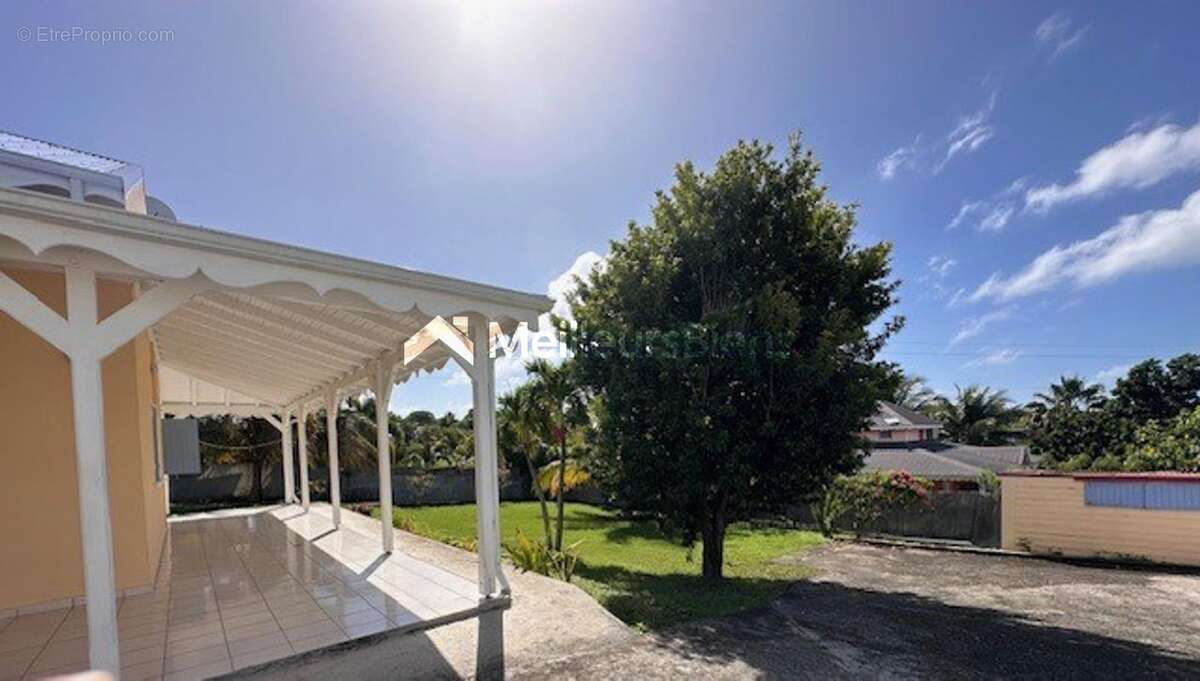 Maison à SAINTE-ANNE