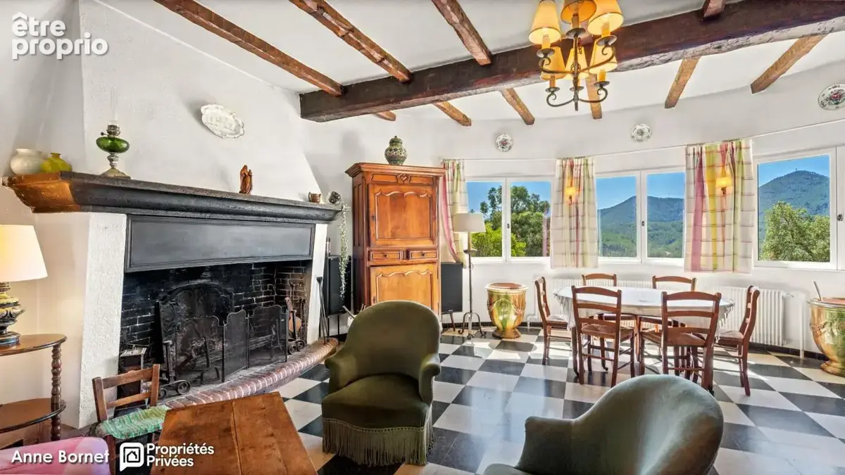 Bastide 7 pièces avec piscine et terrain de 13 000 m2 - Massif de l'Estérel - photo 10