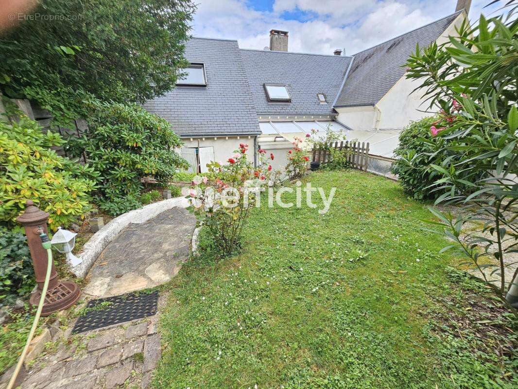 Maison à MONTOIRE-SUR-LE-LOIR