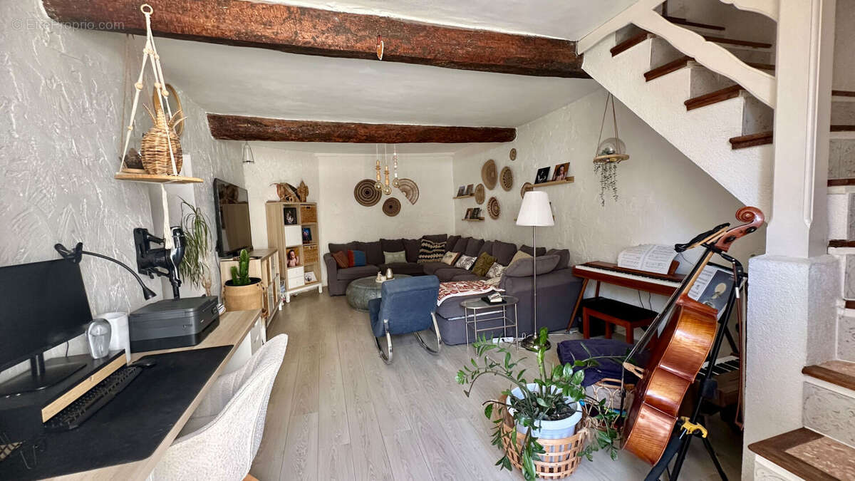Le Broc Maison de village 6P - 148m2 avec terrasse et cave - photo 7