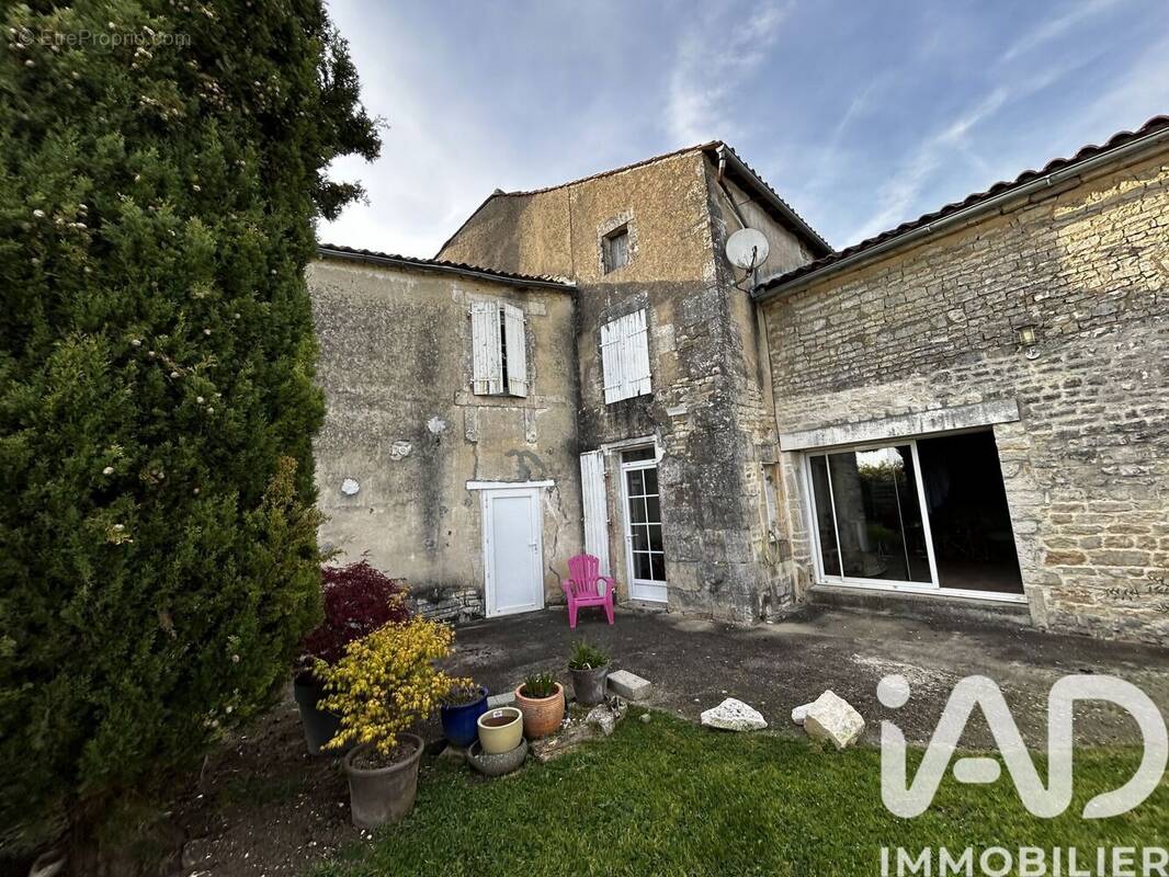 Photo 1 - Maison à TOURRIERS