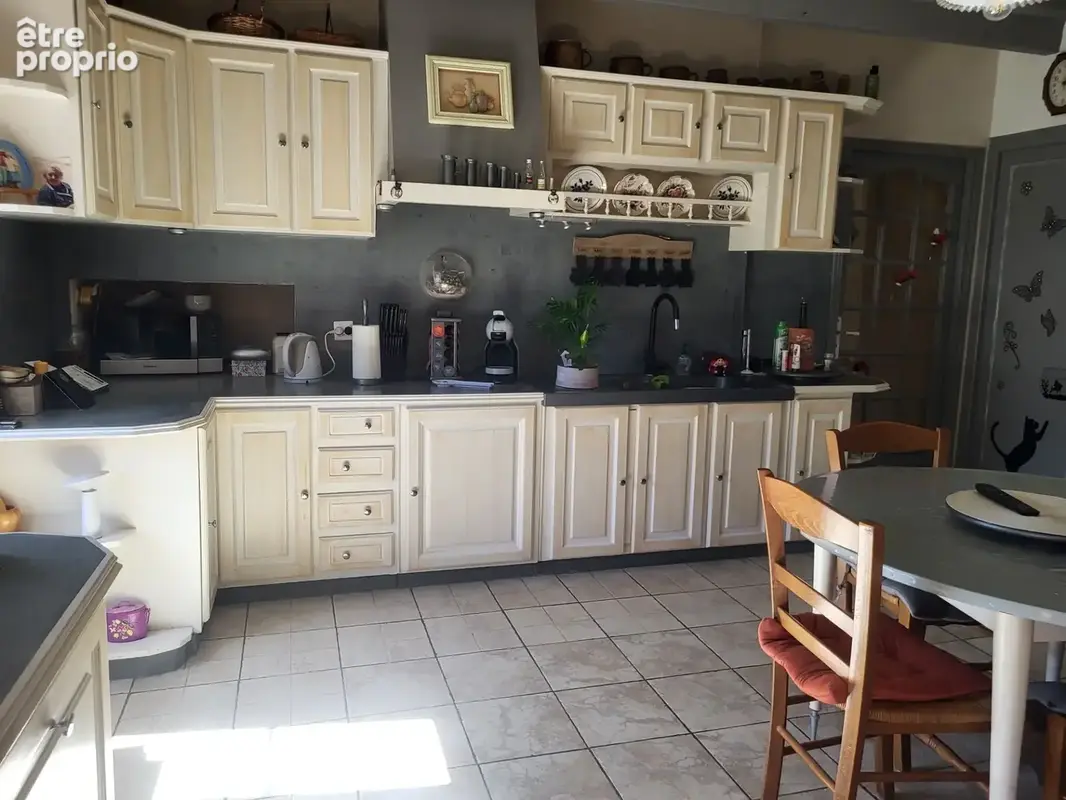 Maison à vendre 7 pièces LOUIN (79) Terrain 3064 m² - photo 3