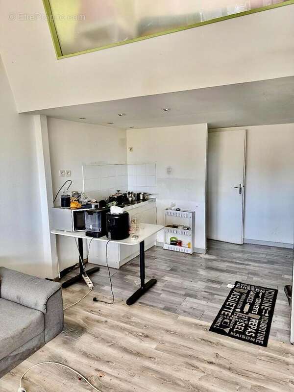 Appartement à LAVERUNE