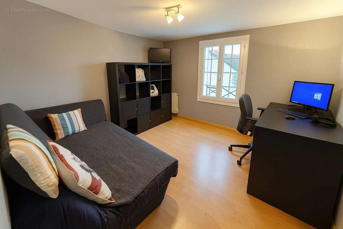 Maison à CLAYE-SOUILLY