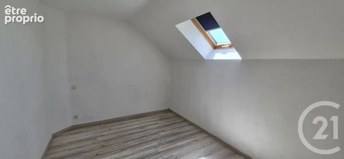 Maison 6 pièces 132 m² à vendre à Cousance (39190) - photo 8