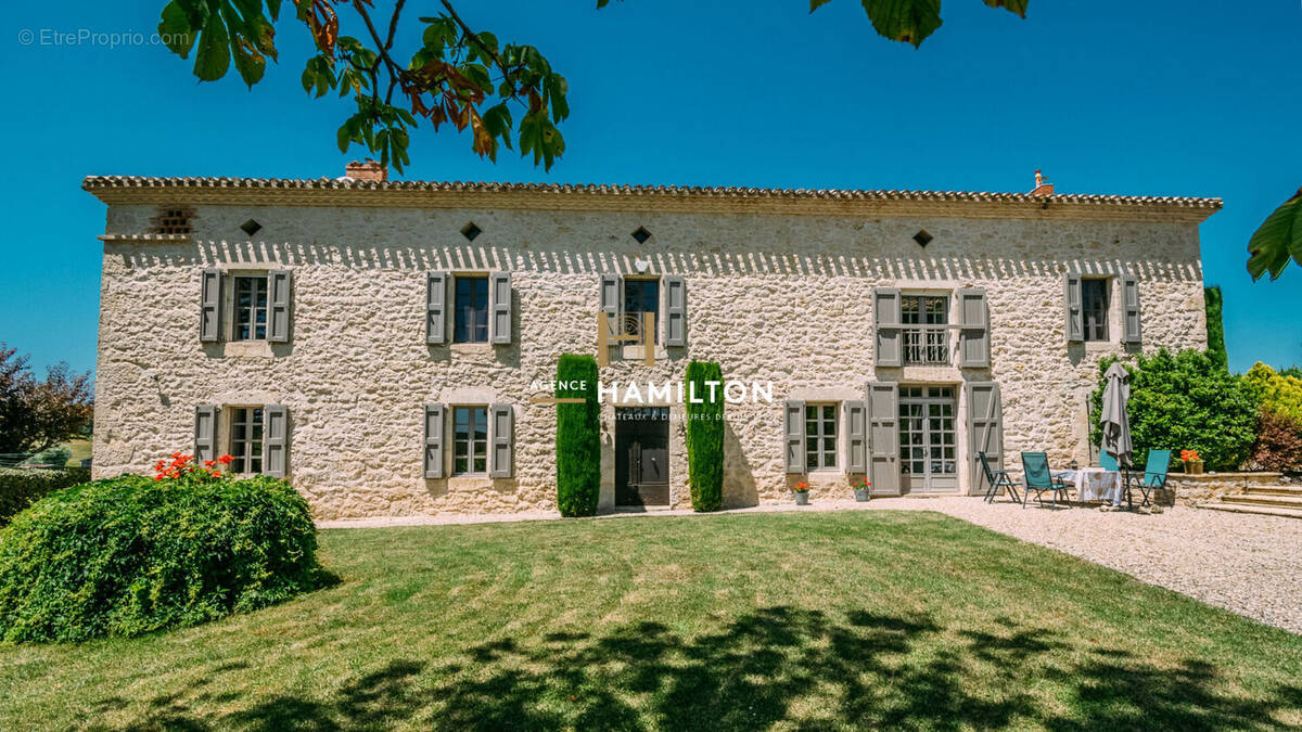 Maison à CAHUZAC-SUR-VERE