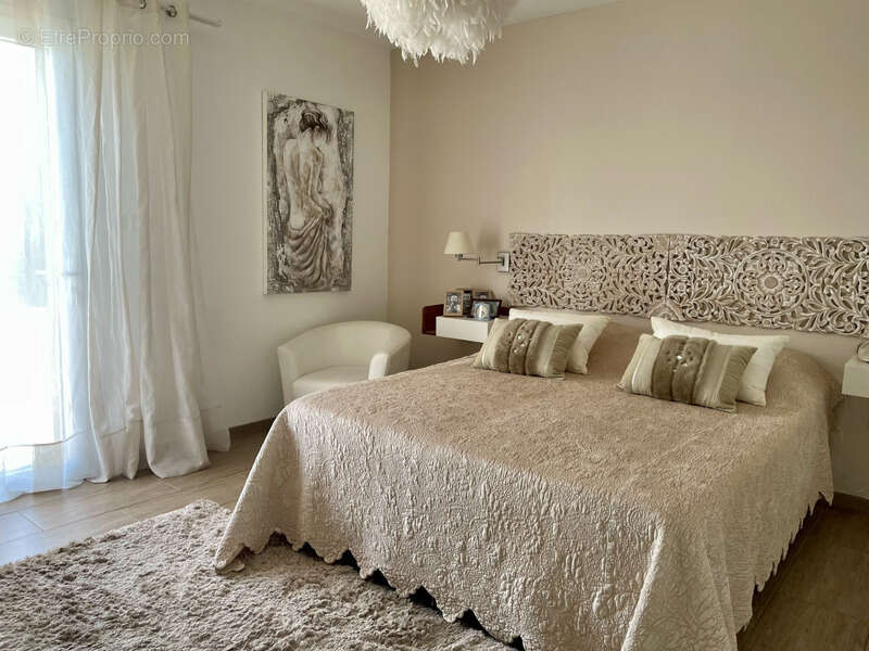 Maison à vendre 5 pièces OLLIERES (83) - photo 10