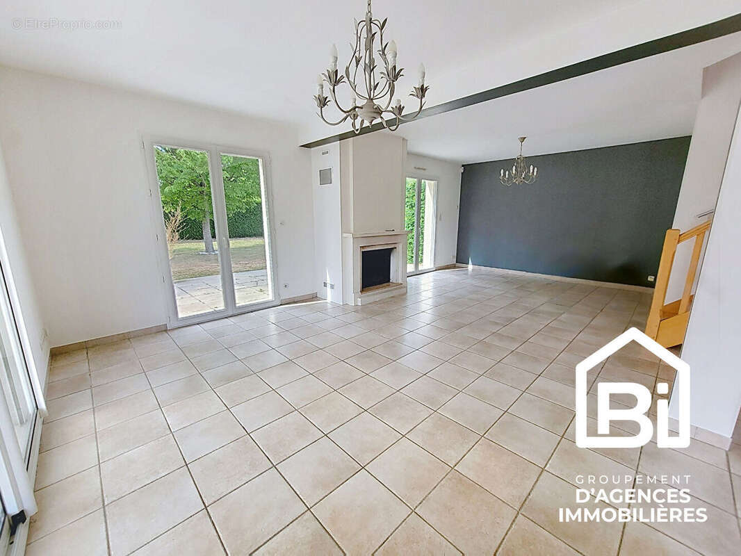 BENOUVILLE - mMaison de 7 pièces 124m2 - photo 3