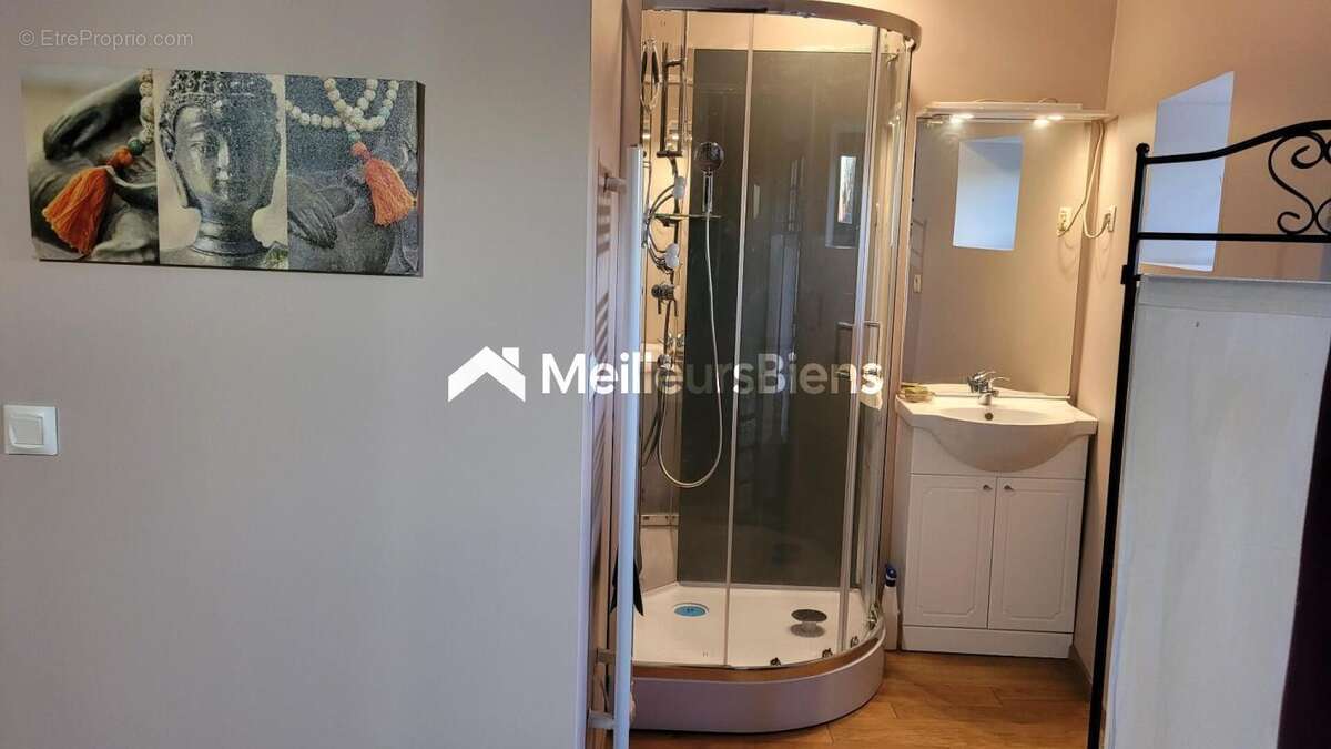 Maison à CROS-DE-MONTVERT