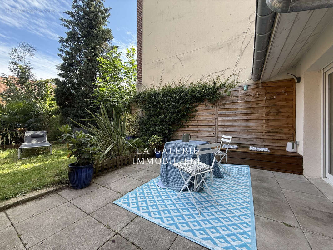 Appartement à PUTEAUX