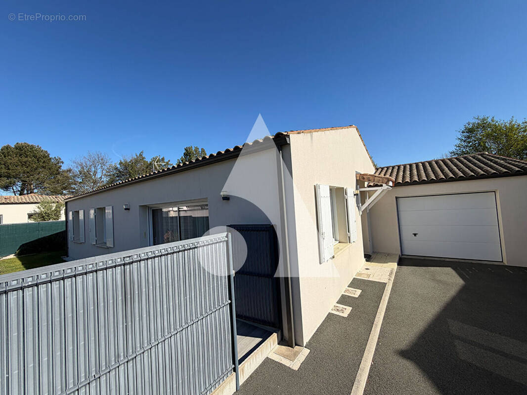 Maison à LA TREMBLADE