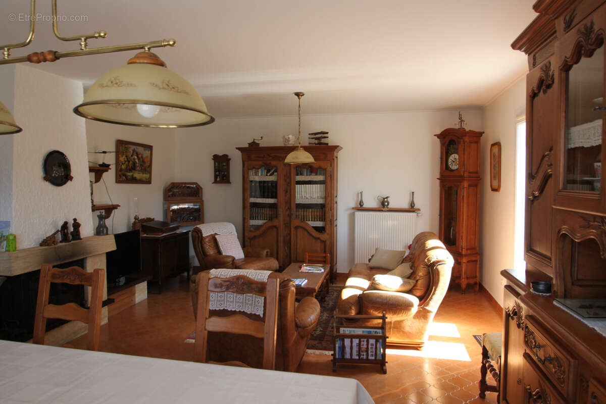 Maison plain pied sur CUVRY - photo 7