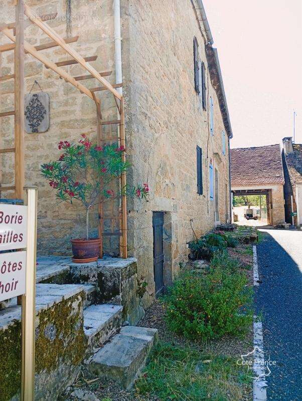 Maison et Chambre d'hôtes - photo 16
