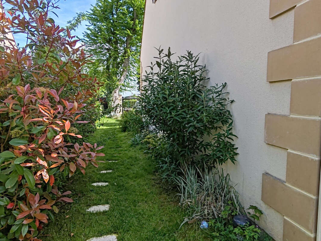 Maison à CREPY-EN-VALOIS