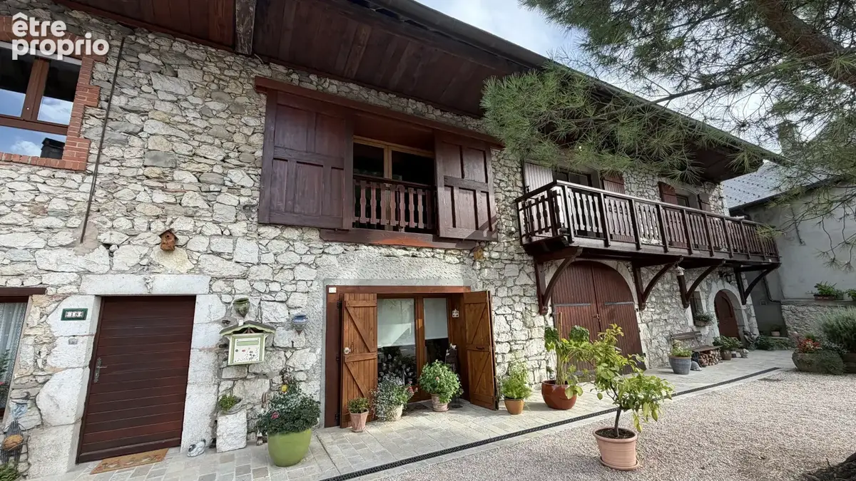 Maison 7 pièces 162 m² à vendre à La Balme-De-Sillingy (74330) - photo 5