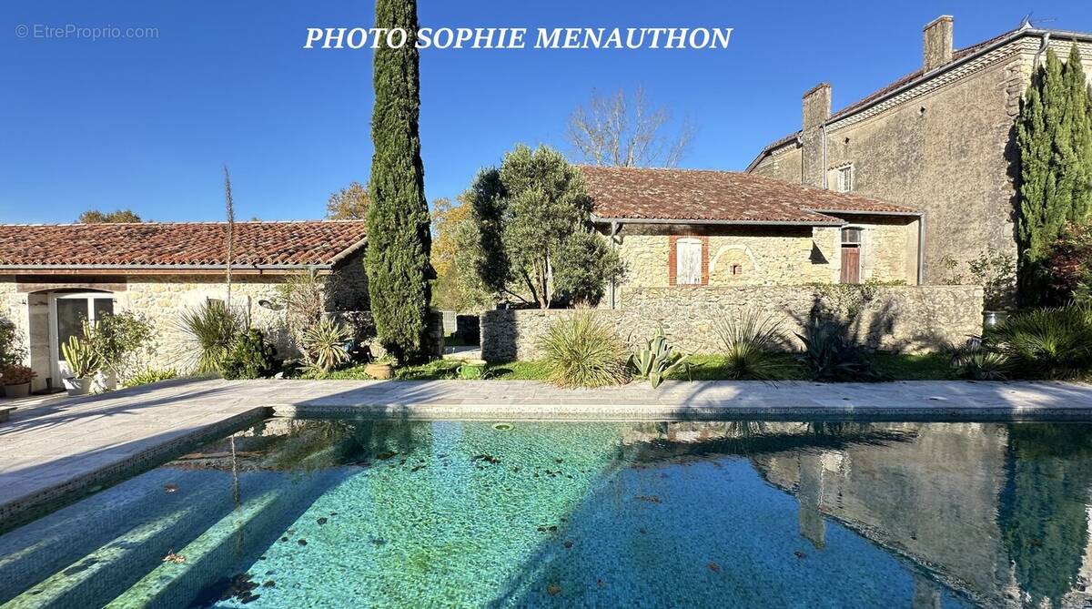 Maison à PEYREHORADE