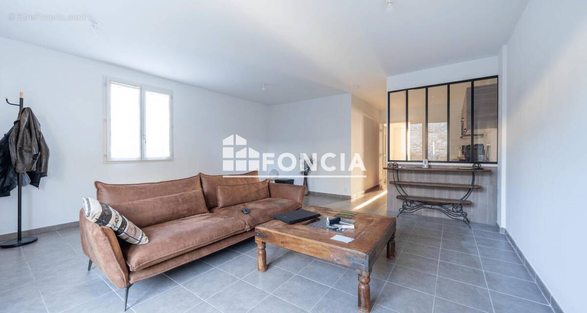 Appartement à LOURMARIN