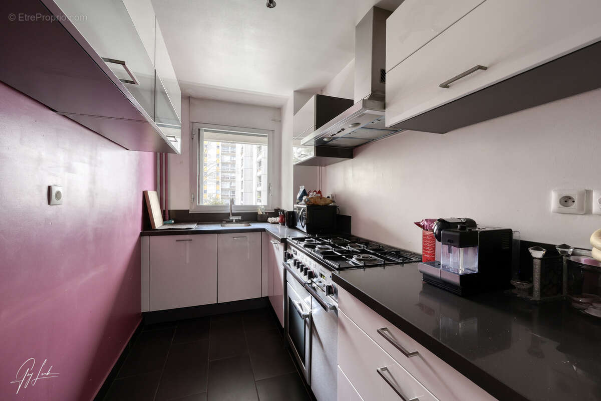 Appartement à PARIS-19E