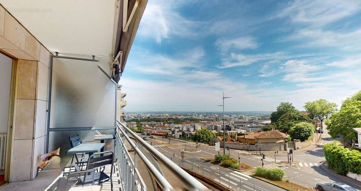 Appartement à LYON-5E