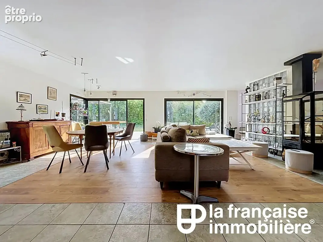 Maison Chateaugiron- plain-pied- dépendance - centre-ville - photo 10