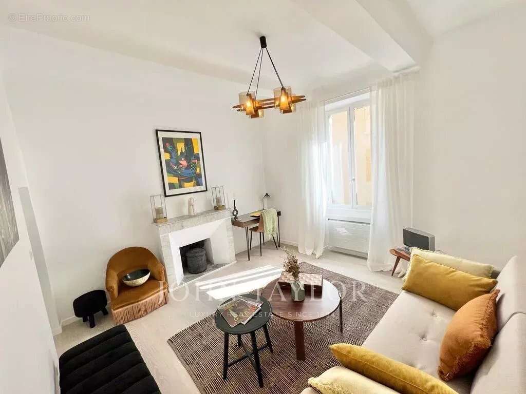 Appartement à LOURMARIN
