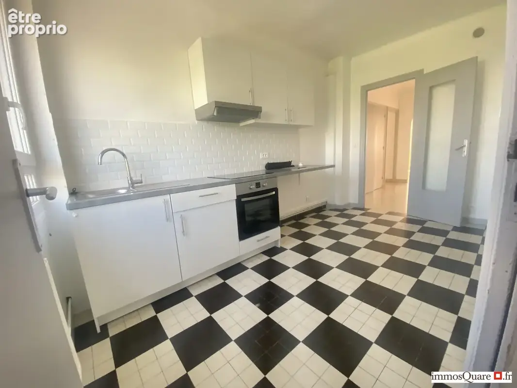 Appartement 67 m² à Lyon-8e  - photo 2