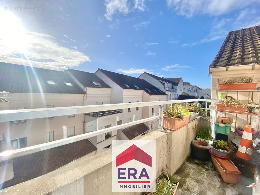 Appartement à SARTROUVILLE