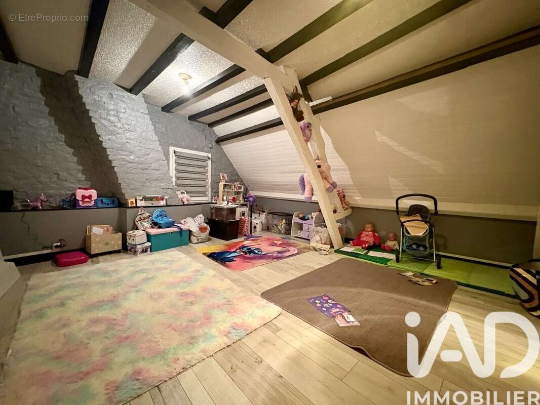 Appartement 220 m² à Valhuon  - photo 7