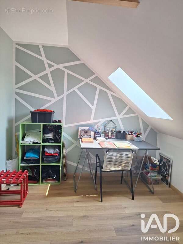 Maison 121 m² à Doue-La-Fontaine  - photo 8