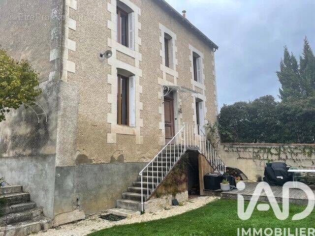 Photo 1 - Maison à MIGNE-AUXANCES