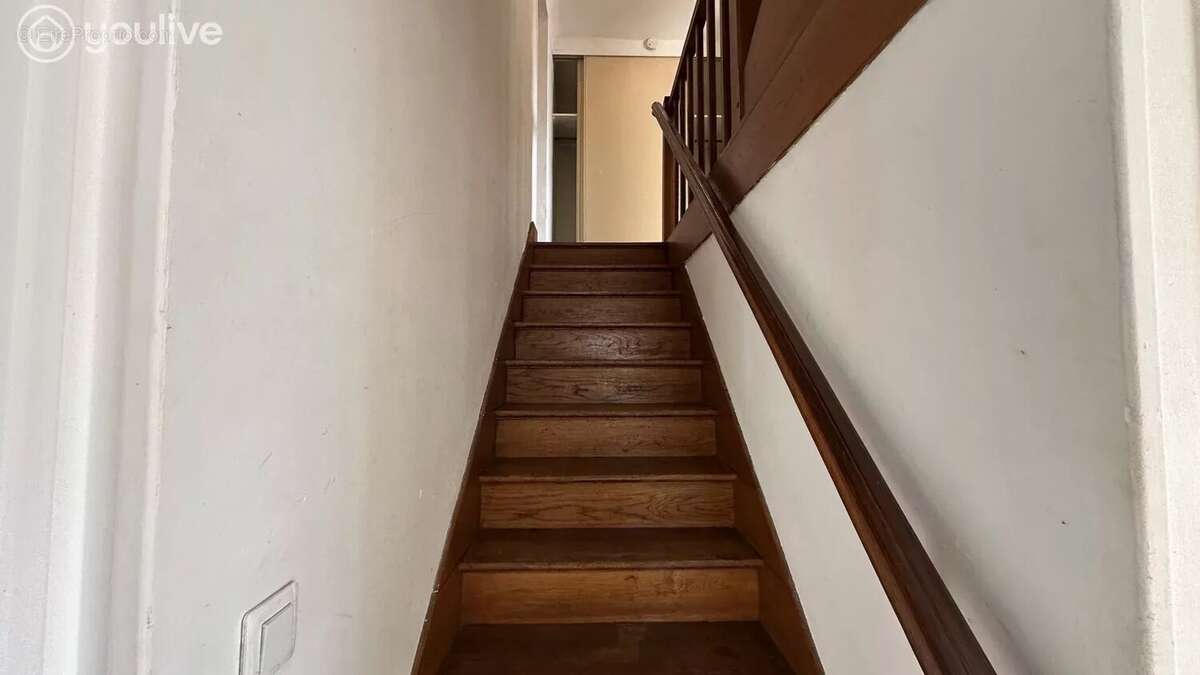 Maison à SAINT-GERMAIN-LES-ARPAJON