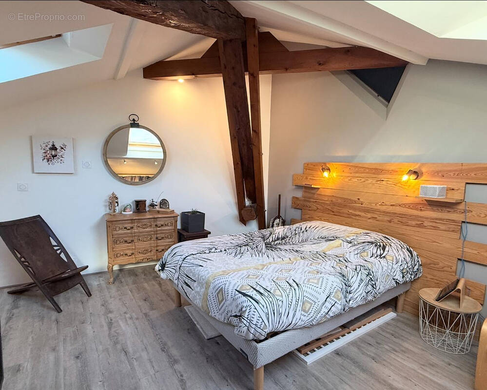 Appartement à VIZILLE