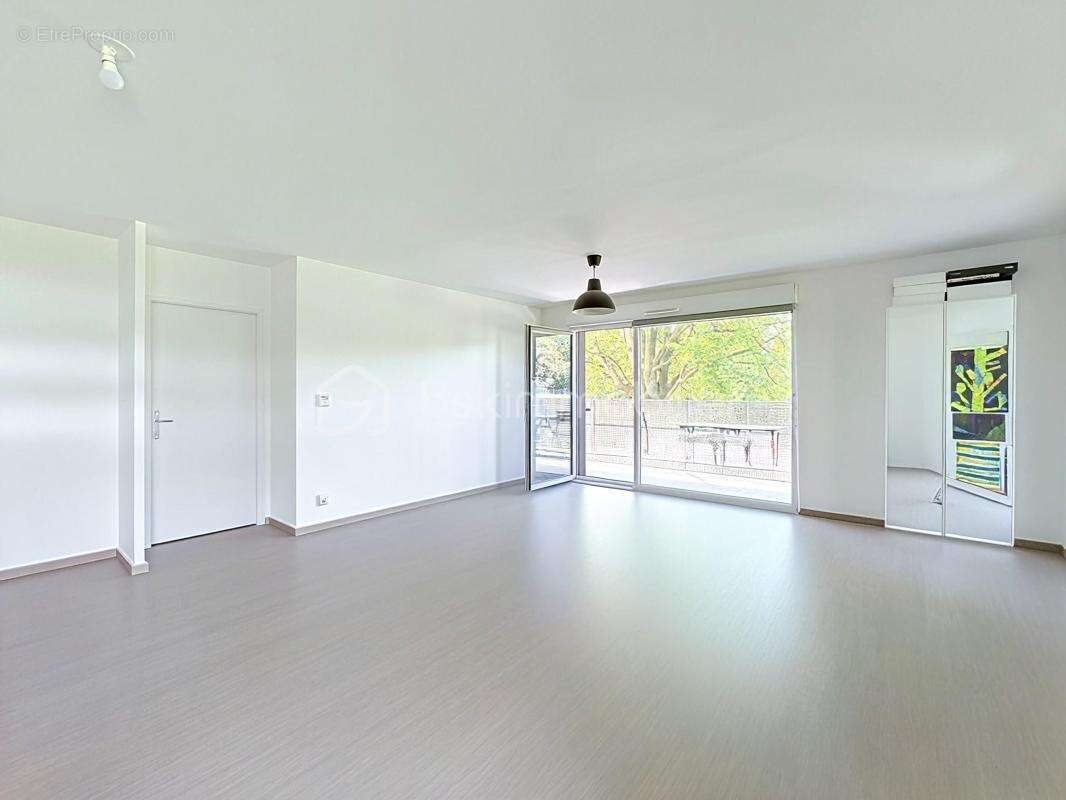 Appartement à BAGNEUX